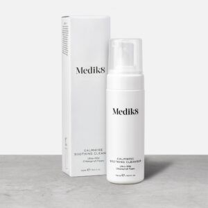 Medik8 Calmwise Soothing Cleanser αφρός καθαριστικό ευαίσθητο δέρμα καλλυντικά